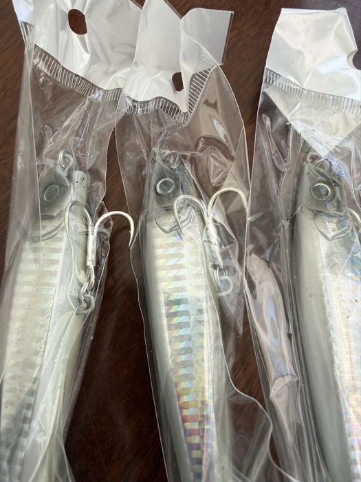 Minnows Prateados Escamados – Novos e Selados