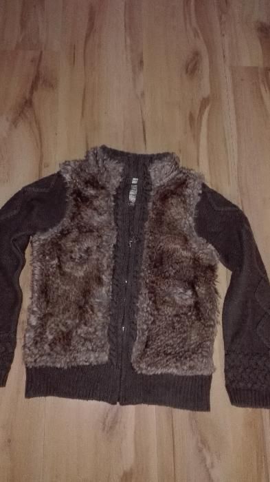 sweter dla dziewczynki rozm. 140