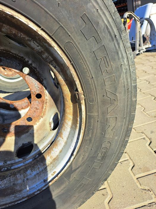 Koła Opony przód z Felgami Triangle TR685 245/70 R 19.5
