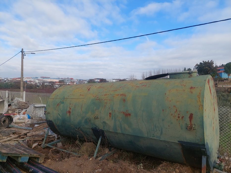 Deposito de 8000 litros capacidade