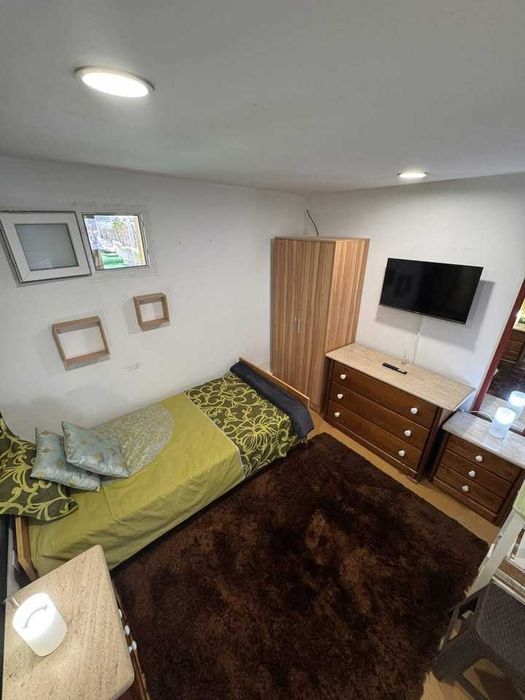 Quarto com Kitchenette e Casa de banho
