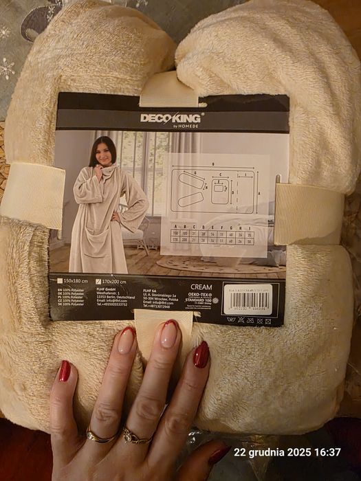 DecoKing Koc Lazy z rękawami 170x200 - kremowy