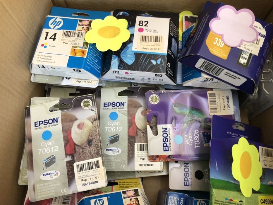 Vários tinteiros orignais