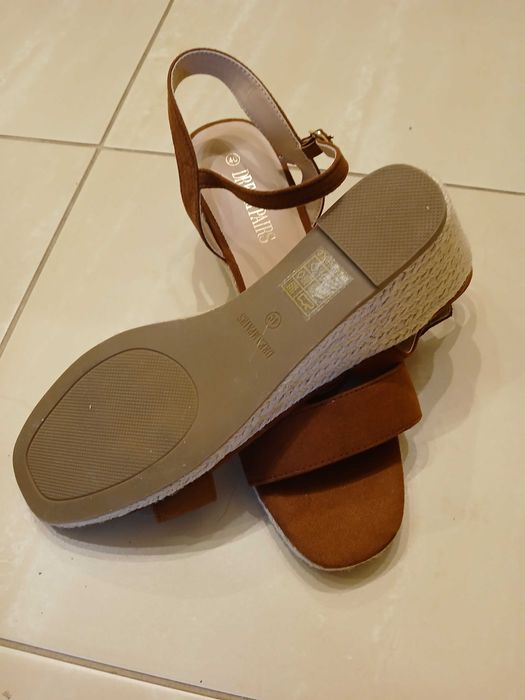 Nowe letnie buty rozm. 40