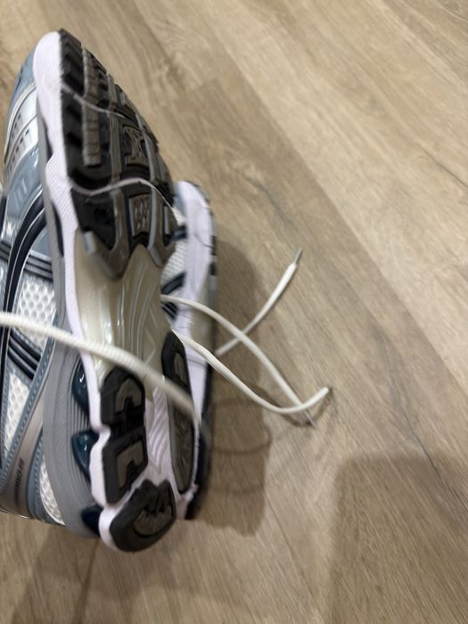 Tenis asics novos