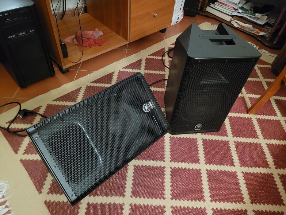2x Colunas Amplificadas Yamaha DXR 10
