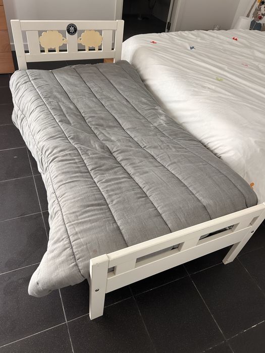 Cama criança IKEA com colchão