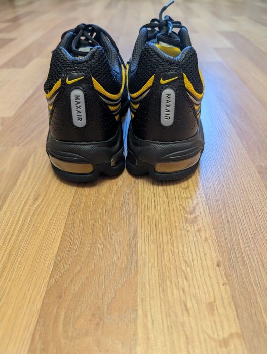 Продам нові чоловічі Nike AIR MAX TL Оригінал