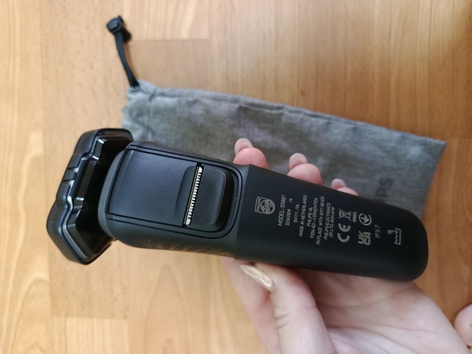 электробритва Philips Series 5000