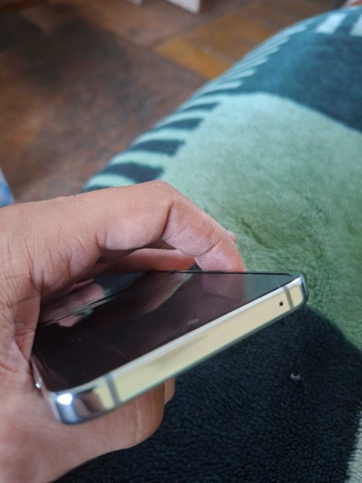 Sprzedam samsung Galaxy z flip 5 8/512