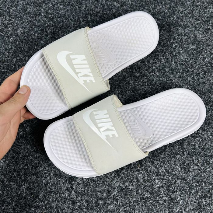 Тапки Nike шльопанці