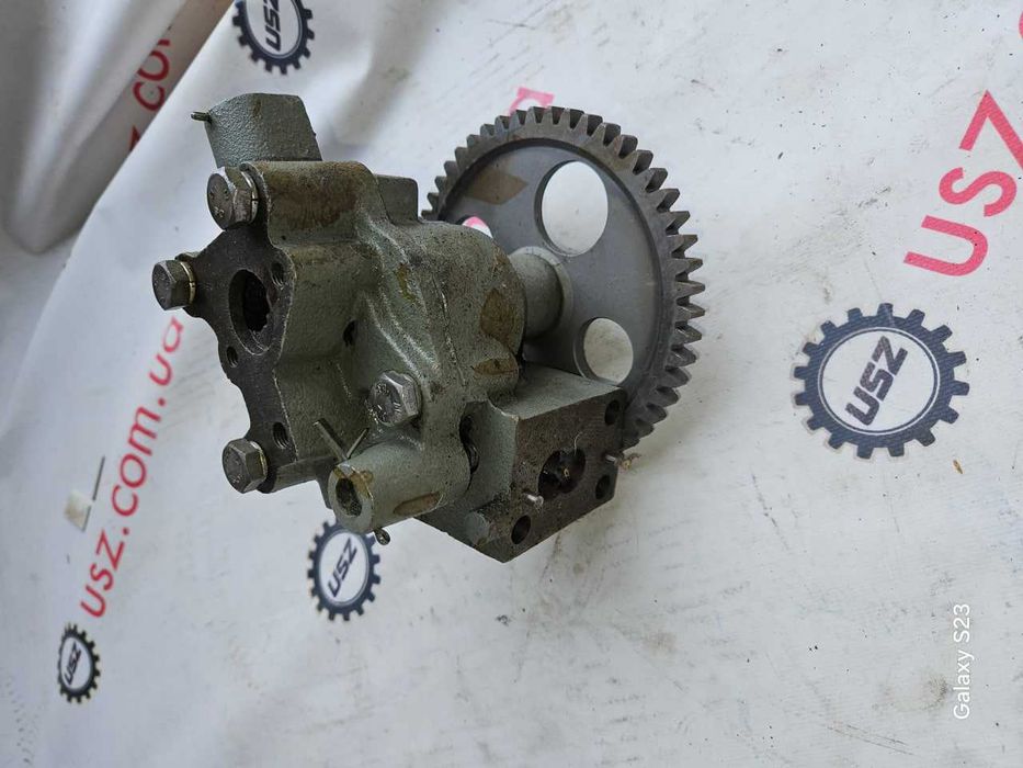 Насос масляный КАМАЗ ЕВРО 1,2 740.11-1011010/ГАЗ-20 2401/ВАЗ 2121 НИВА