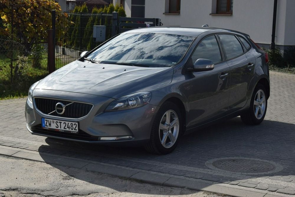 Volvo V40 2.0D 2016r Navi Oryginalny Lakier Sprowadzony Opłacony