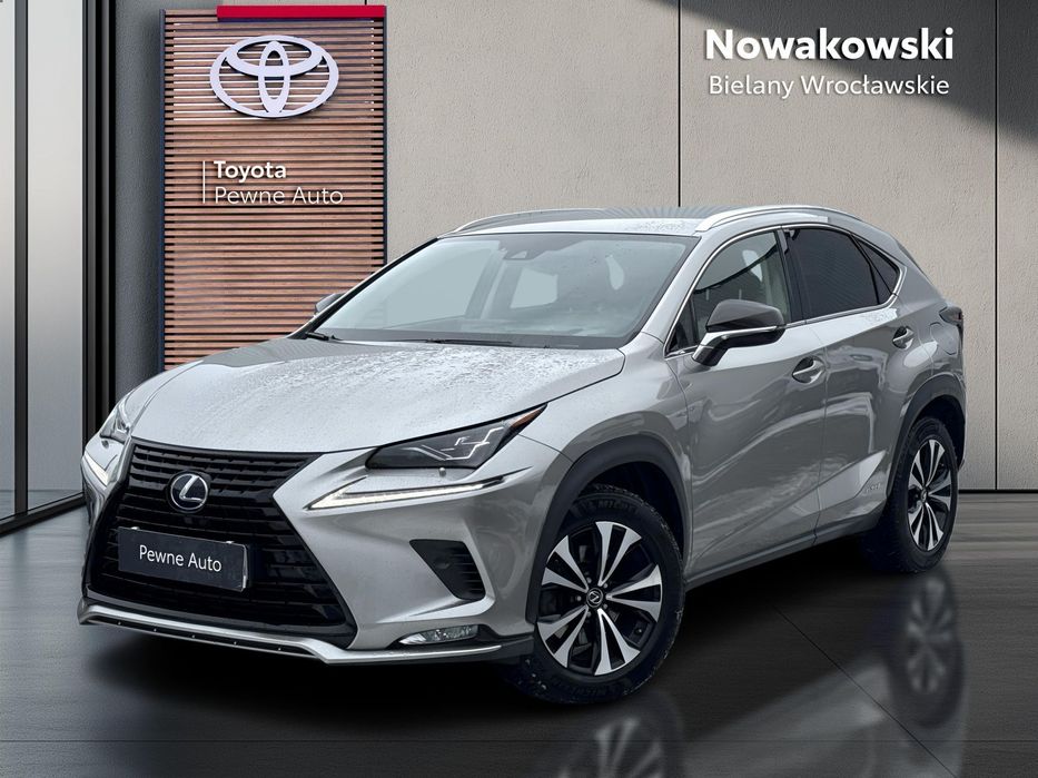 Lexus NX 300h F Impression AWD | automat 4x4