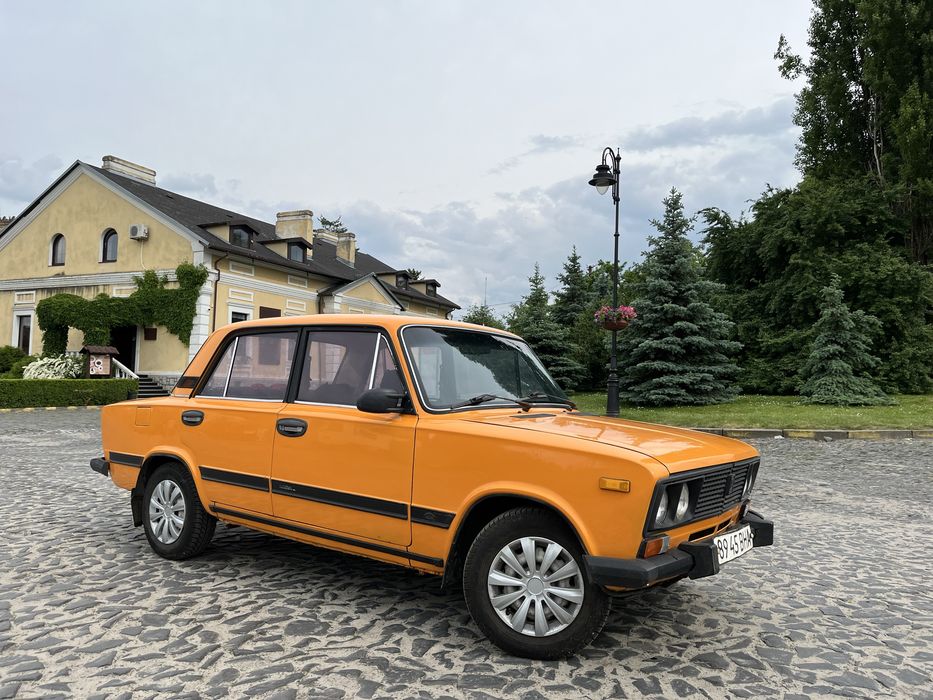 Автомобіль ВАЗ 2106