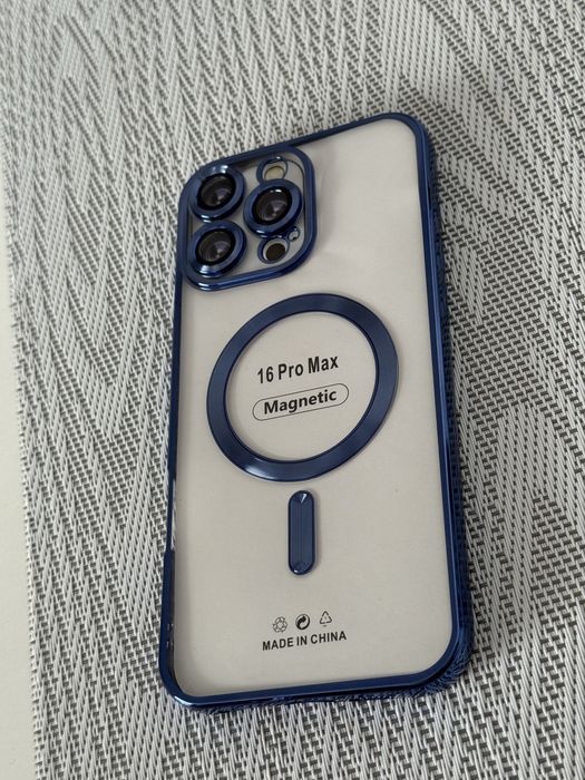 Чохол на iphone 16 pro max