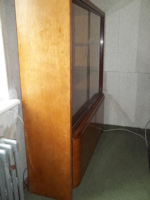 Kredens przedwojenny