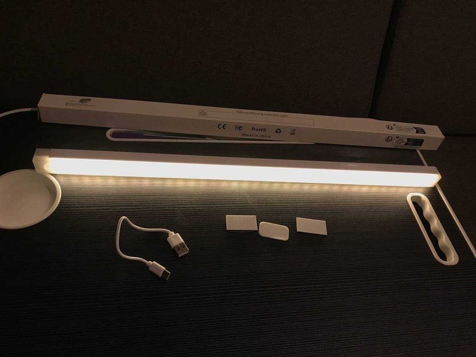 Акумуляторна LED лампа 50см датчик руху та магнітним кріпленням тепле