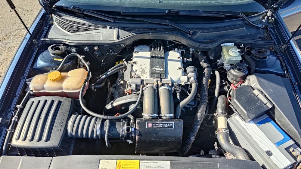 Опель Омега 2000г.