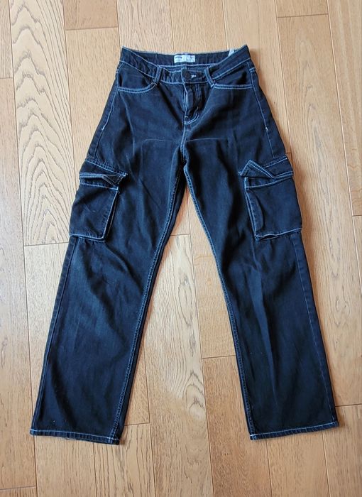 Spodnie Bershka cargo czarne