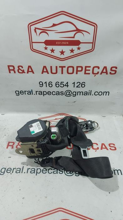 Cinto de Segurança Com Pré Tensor Frente Direito Mercedes Class C