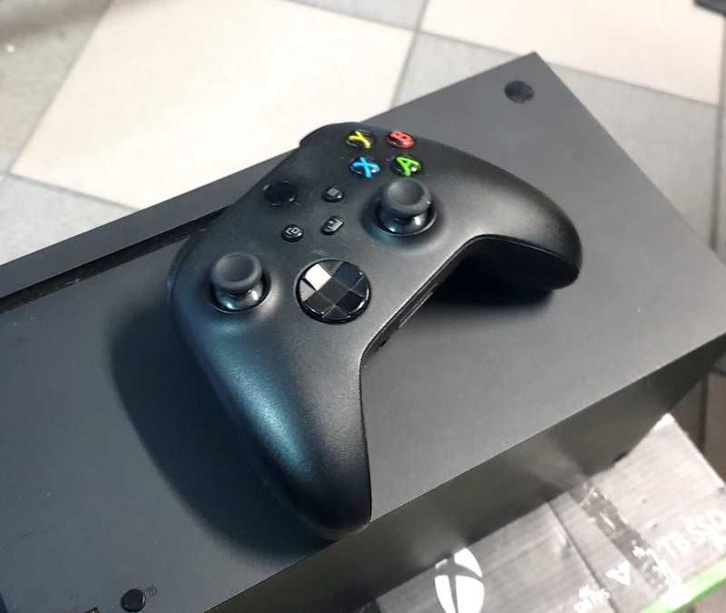Konsola xbox series X komplet OKAZJA OD Osobisty