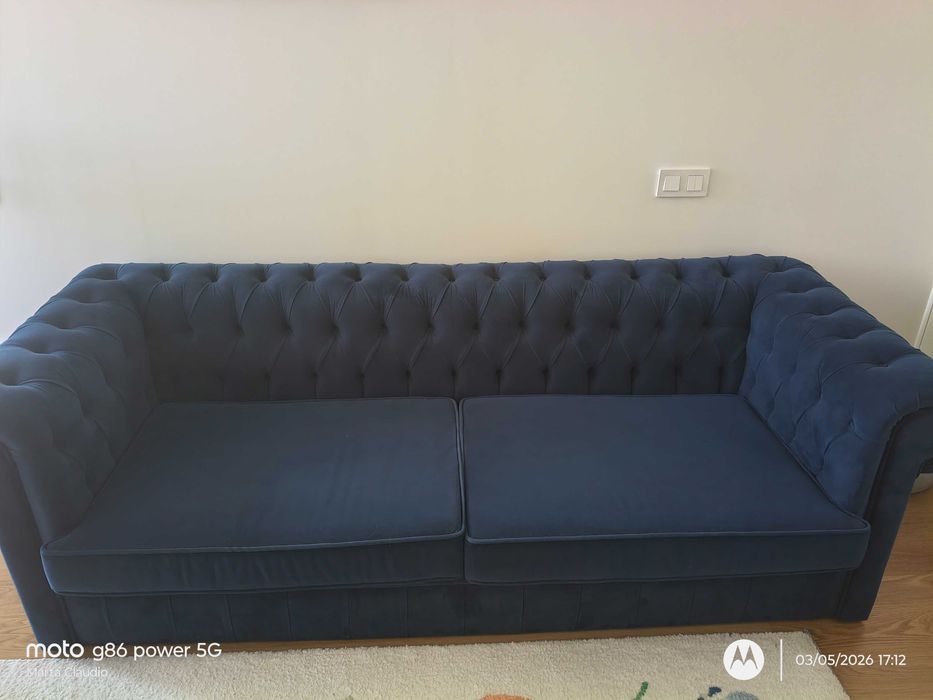 Sofá 3L veludo azul turquesa, da LASKASAS (impecável)