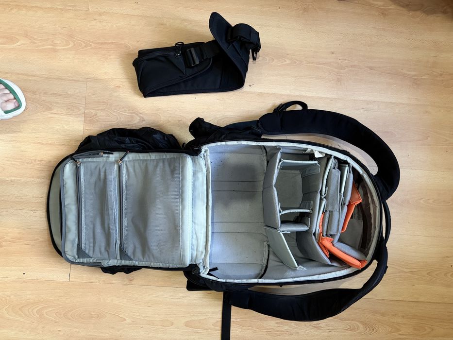 Продам комплект фотообладнання Lowepro Godox QuickStrap з дефектами