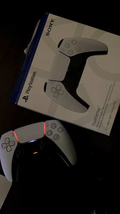 Продам DualSense