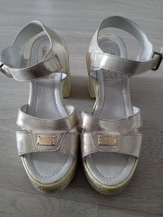 Босоножки размер 39