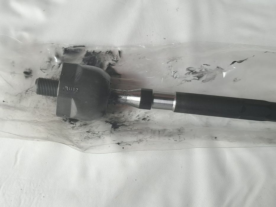 Рульова тяга на передню вісь