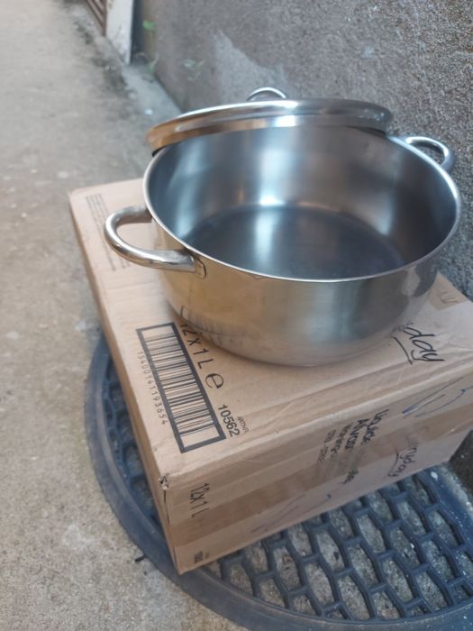 Caçarola (tacho) inoxidável, Diâmetro 24cm, Altura 10cm 5 Litros.