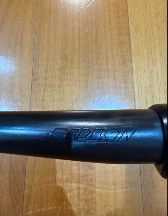 Vendo Volante KTM PRIME CARBON FLAT 720mm + Avanço Exonic