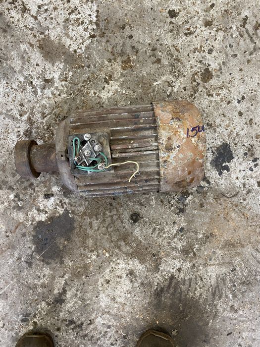 Продам мотори