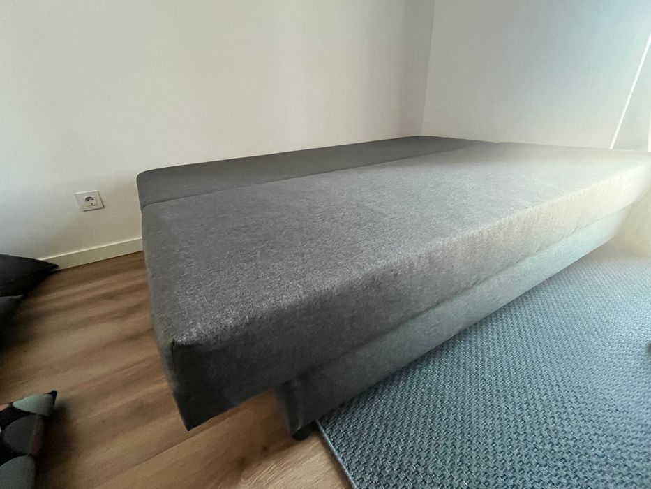 Sofá-cama IKEA ÄLVDALEN 3 lugares c/ arrumação - como novo