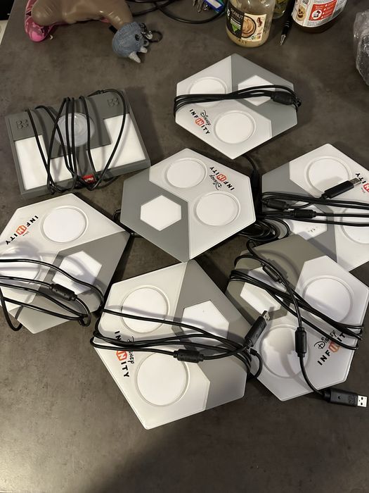 Akcesoria Xbox 360 kinect pad stacja słuchawki kabel zasilacz