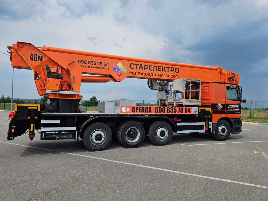 Автовишка з висотою підйому 46 метрів. Mercedes-Benz Actros