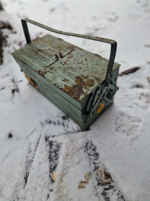 Skrzynka narzędziowa zprl