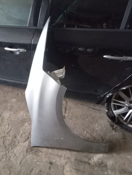 Guarda lamas direito Citroen C4 Picasso 2014 a 2021