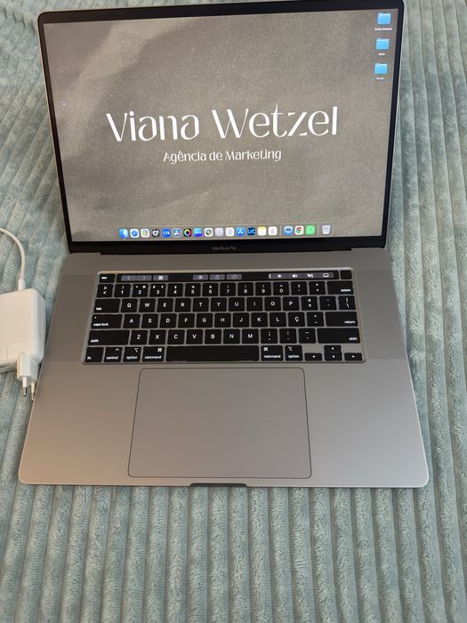 Macbook Pro 2019 Touchbar