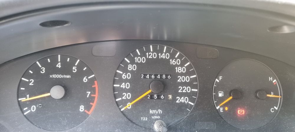 Toyota Carina E 1.6
