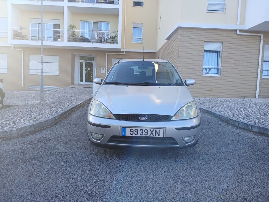 Ford focus ano 2004 impecável