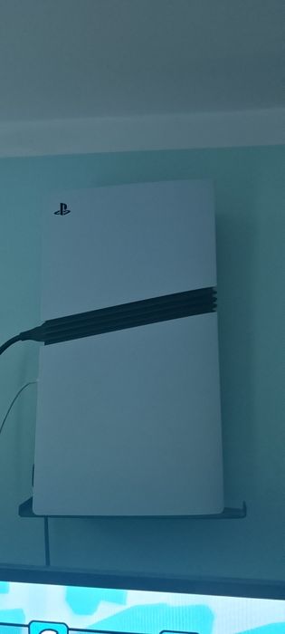PS 5 pro z napędem
