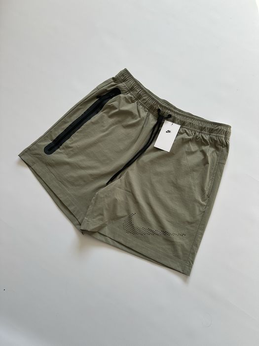 Оригінал! Nike Tech Shorts