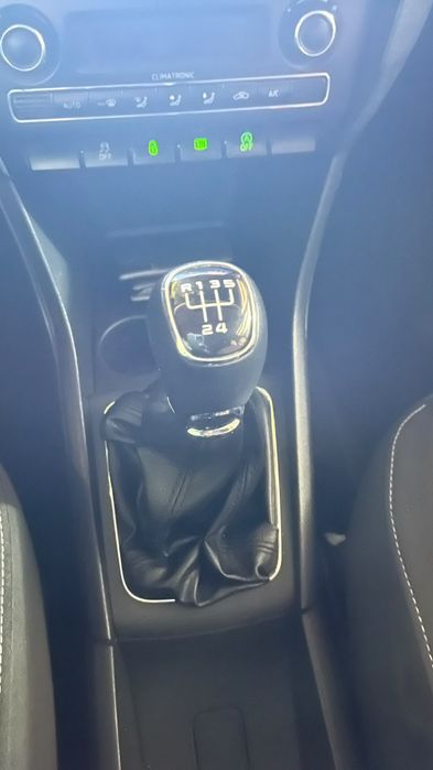 Skoda Rapid 1.6 tdi ano 2013 para Peças todo o Material disponível Enviamos para todo o País e Ilhas