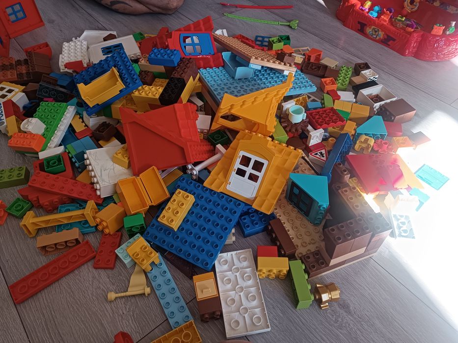 Sprzedam klocki DUPLO
