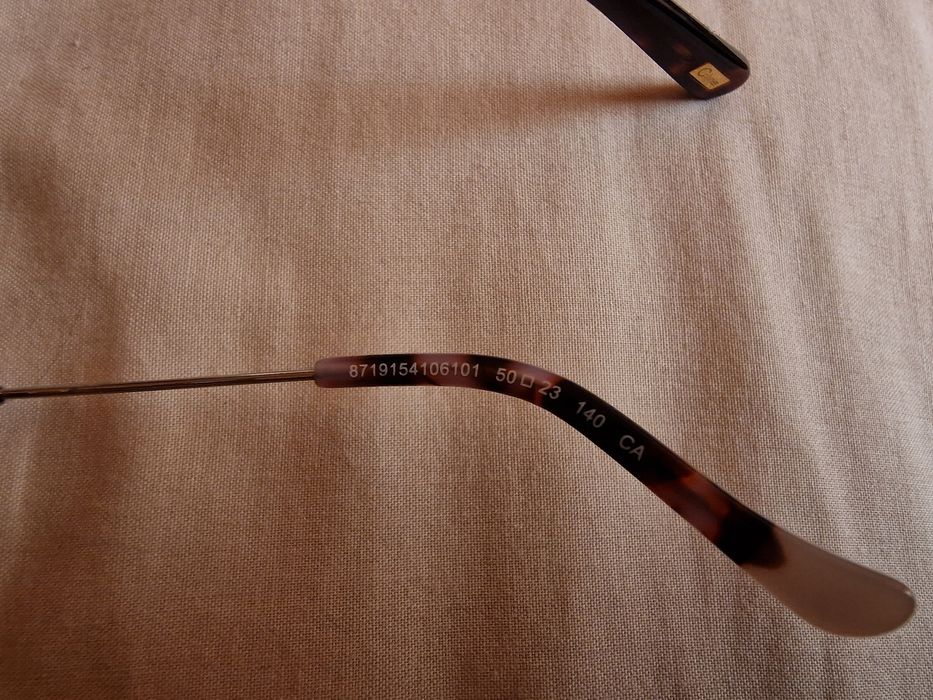 Oculos de Sol UnOfficial