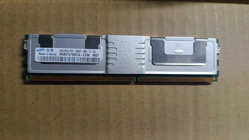 Оперативна пам’ять 2GB DDR2 ECC Reg PC2-5300F (2Rx4, 555-11)