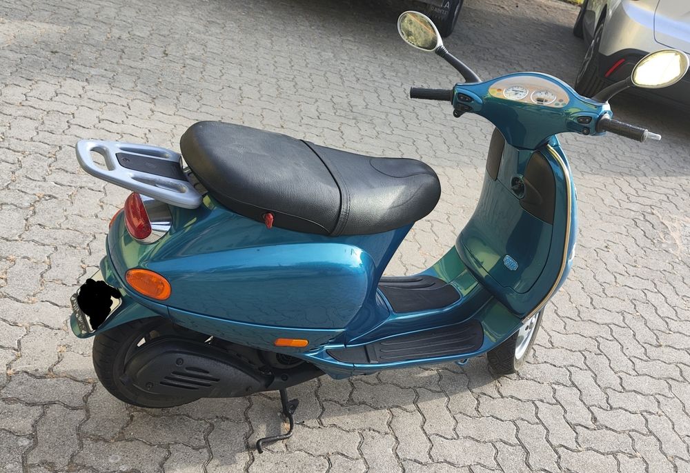 Scooter Vespa Piaggio ET4 125cc (M04)