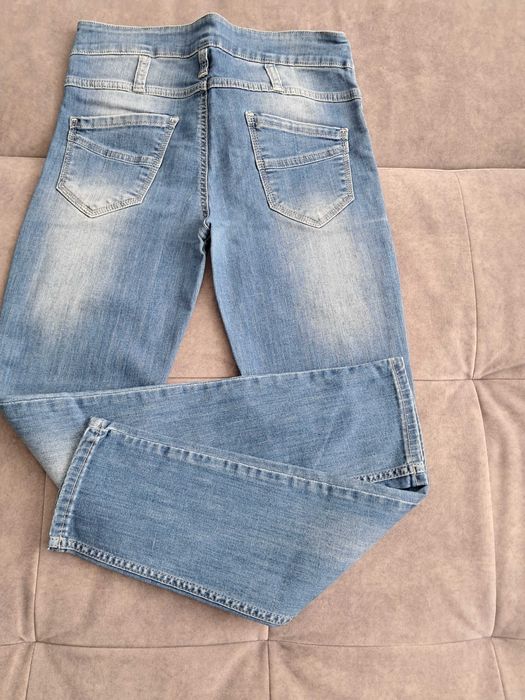 Джинси жіночі для вагітних